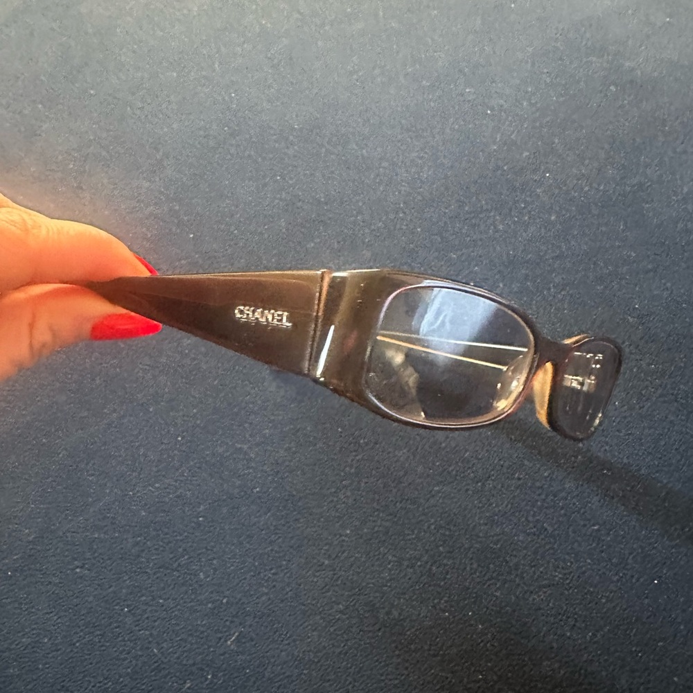 CHANEL Brown Sunglasses
